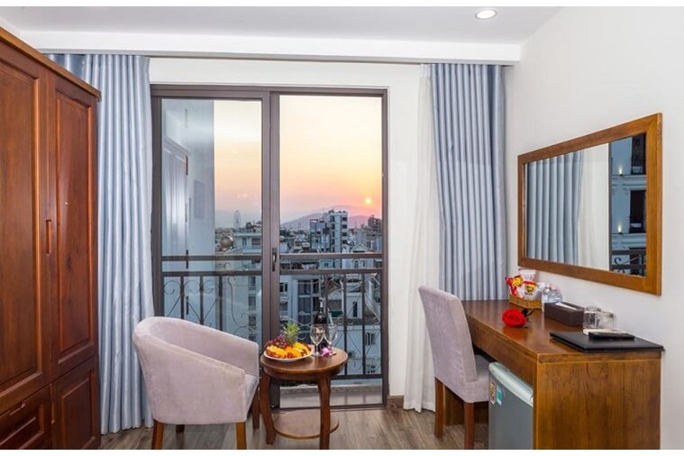 Phòng Superior Double with balcony, city view